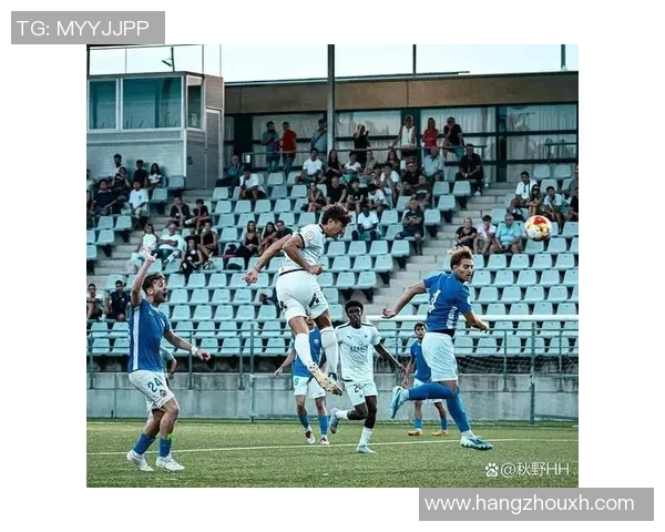 拍卖足球明星球鞋视频揭示球员背后的故事与激情瞬间