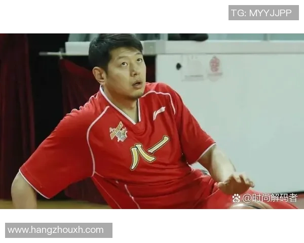 马山篮球明星的崛起与奋斗历程揭秘，如何在赛场上书写传奇人生